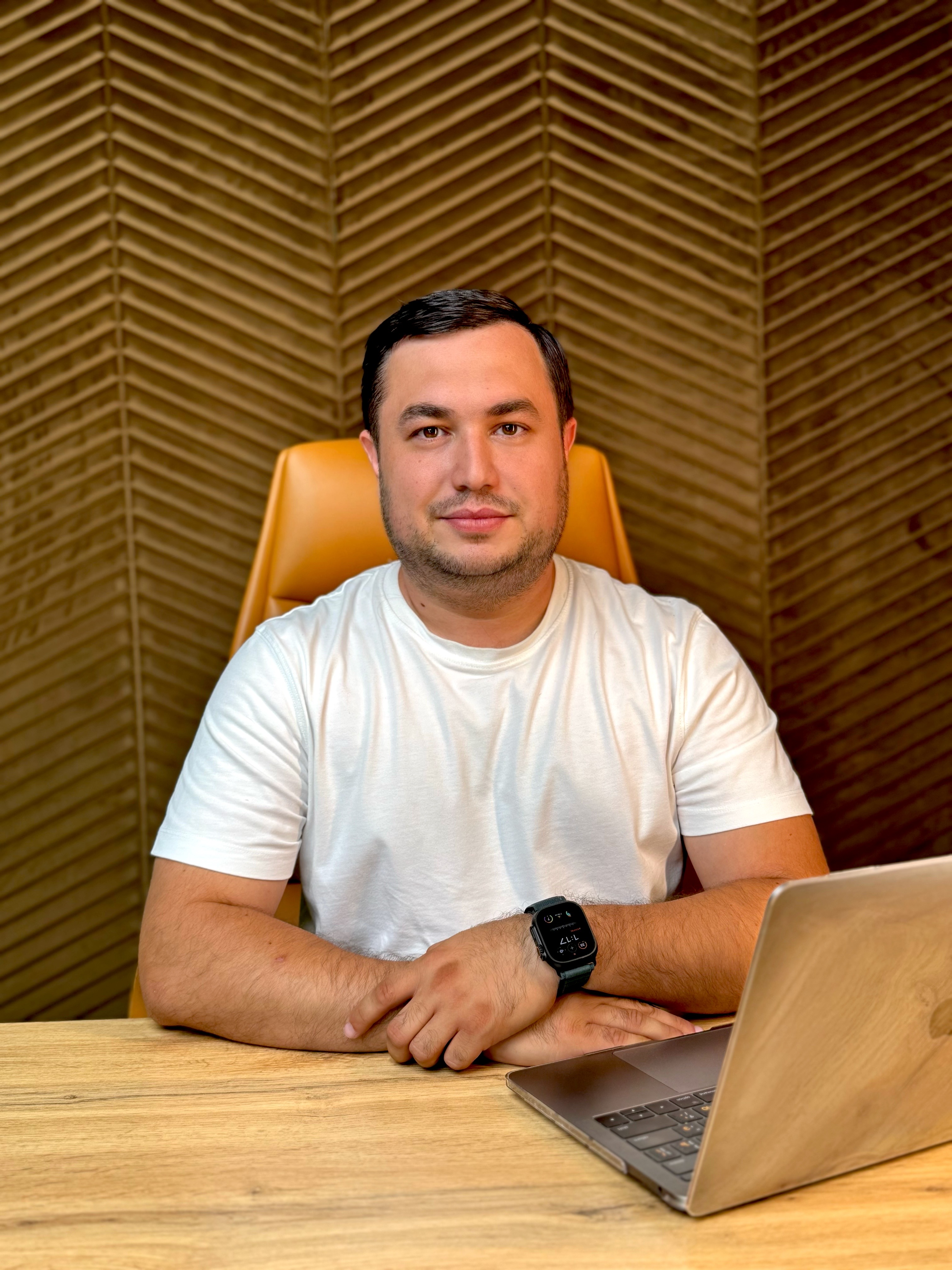 Насиров Зафар